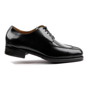 Chaussure homme moyenne gamme