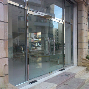 vitrine de façade en verre trempé - Alger Algérie